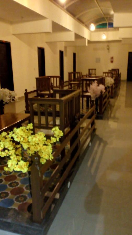 Hotel Meyyappaa Карайкуди Екстериор снимка